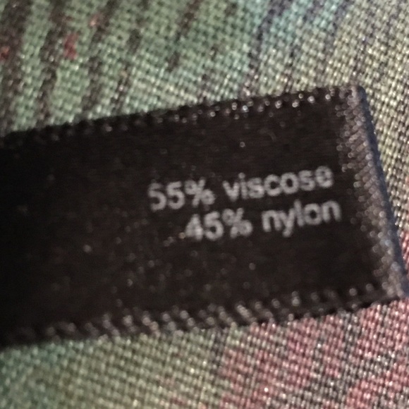 The Limited- black turtleneck size Med - Picture 4 of 5